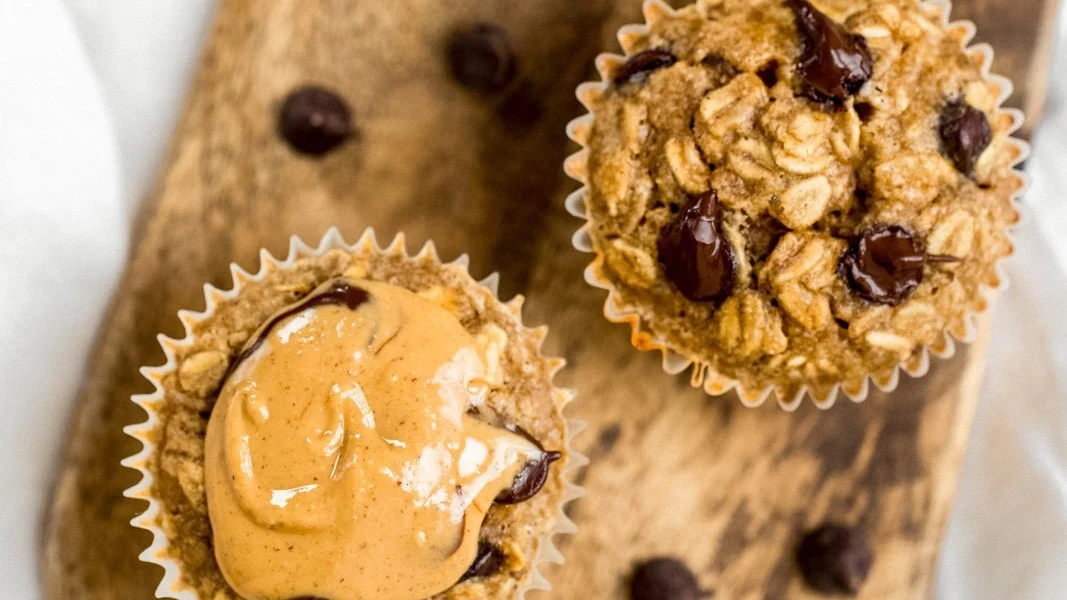 Peanut Butter Banana Baked Oatmeal Cups (great for kids!)