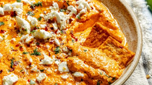 Spicy Roasted Red Pepper Feta Dip (6 Ingredients!)