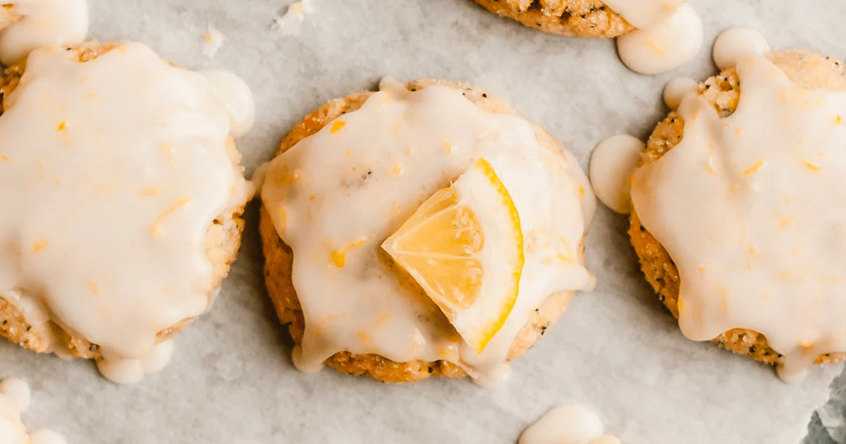 30+ Fresh Lemon Recipes (sweet & savory!)