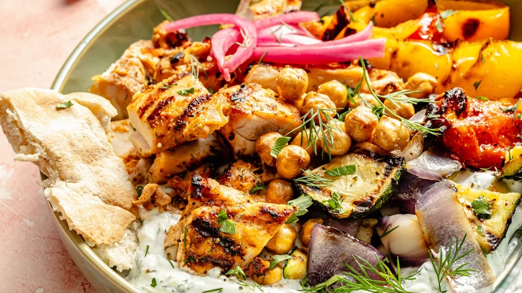 Grilled Mediterranean Chicken & Vegetables (high-protein!)