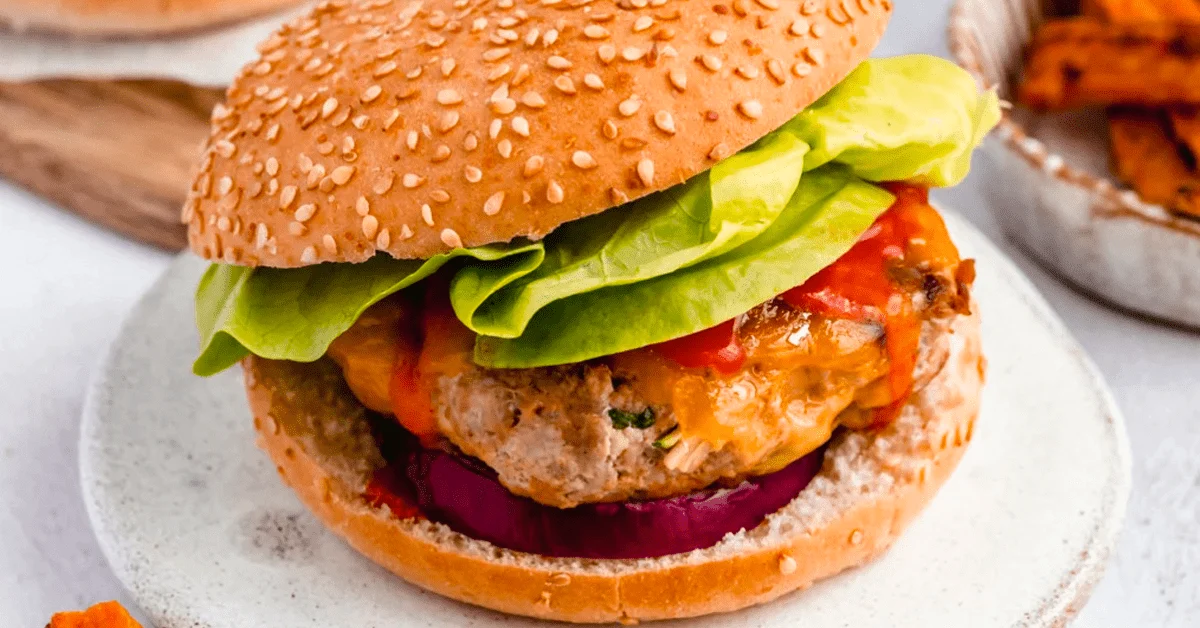 50+ Delicious Memorial Day Recipes (apps, mains & desserts!)